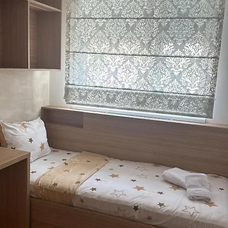 Lux Apartmani Park Novi Нови-Сад Экстерьер фото