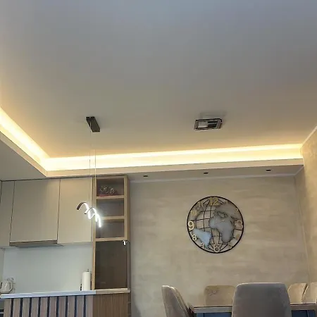 Lux Apartmani Park Novi Нови-Сад Экстерьер фото